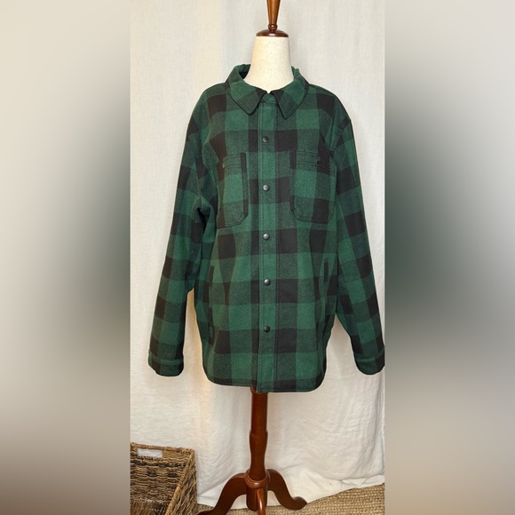 Men’s G.H. Bass & Co. Green and Black Buffalo Check Sherpa Lined Jacket
Size XL - Picture 1 of 5